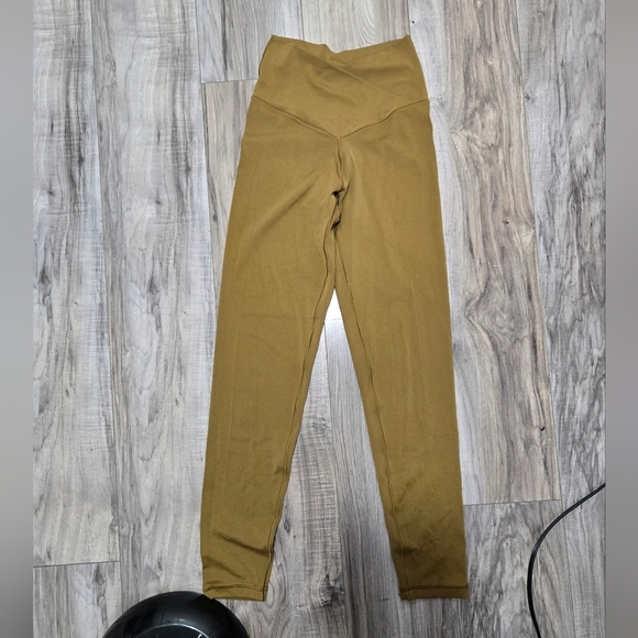 aerie Pants - Offline By Aerie Real Me Leggings Sz Small Front Criss Cross